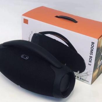 Портативная колонка Boombox 3 Портативная колонка Boombox 3