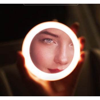 Карманное зеркало для макияжа с подсветкой