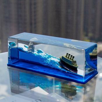 Непотопляемый кораблик, Титаник, Черная Жемчужина в колбе